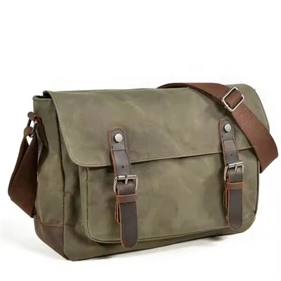 Anpassad vaxad duk crossbody messenger väska